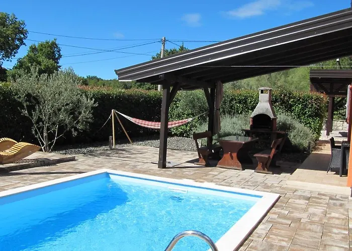 Kras Rabac Labin Ripenda Pool 펜션